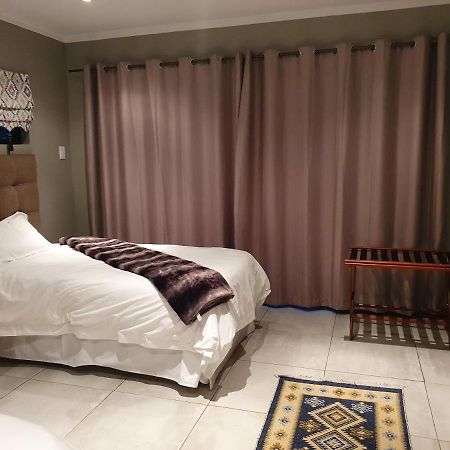 42@ Ditholo Game Lodge サバジンビ エクステリア 写真
